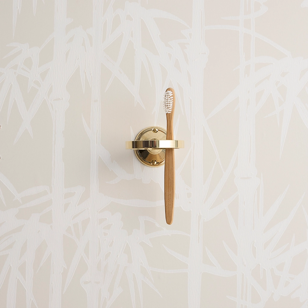Beautifully formed, with simple curves and a high-shine finish, this Empire Collection of bathroom accessories proves that elegance is all in the detail.