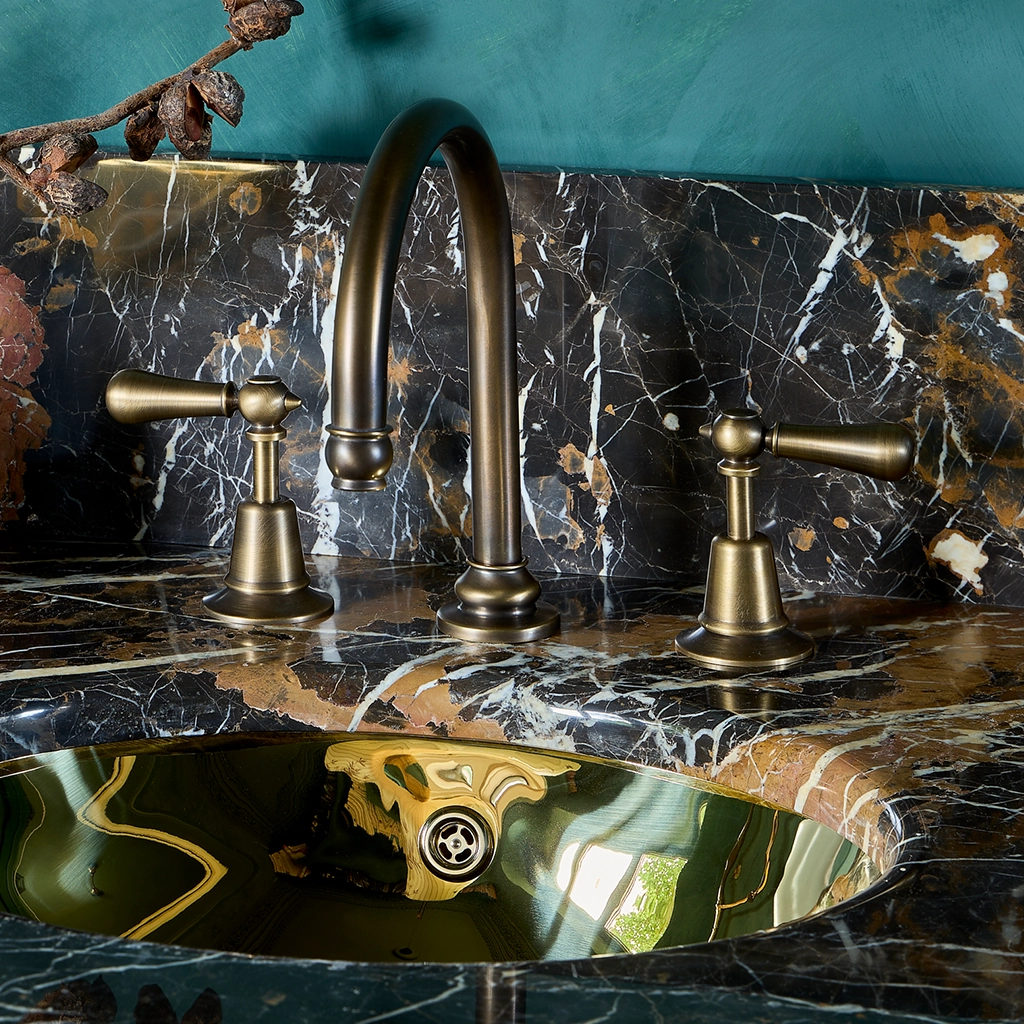 The Swan Basin Mixer