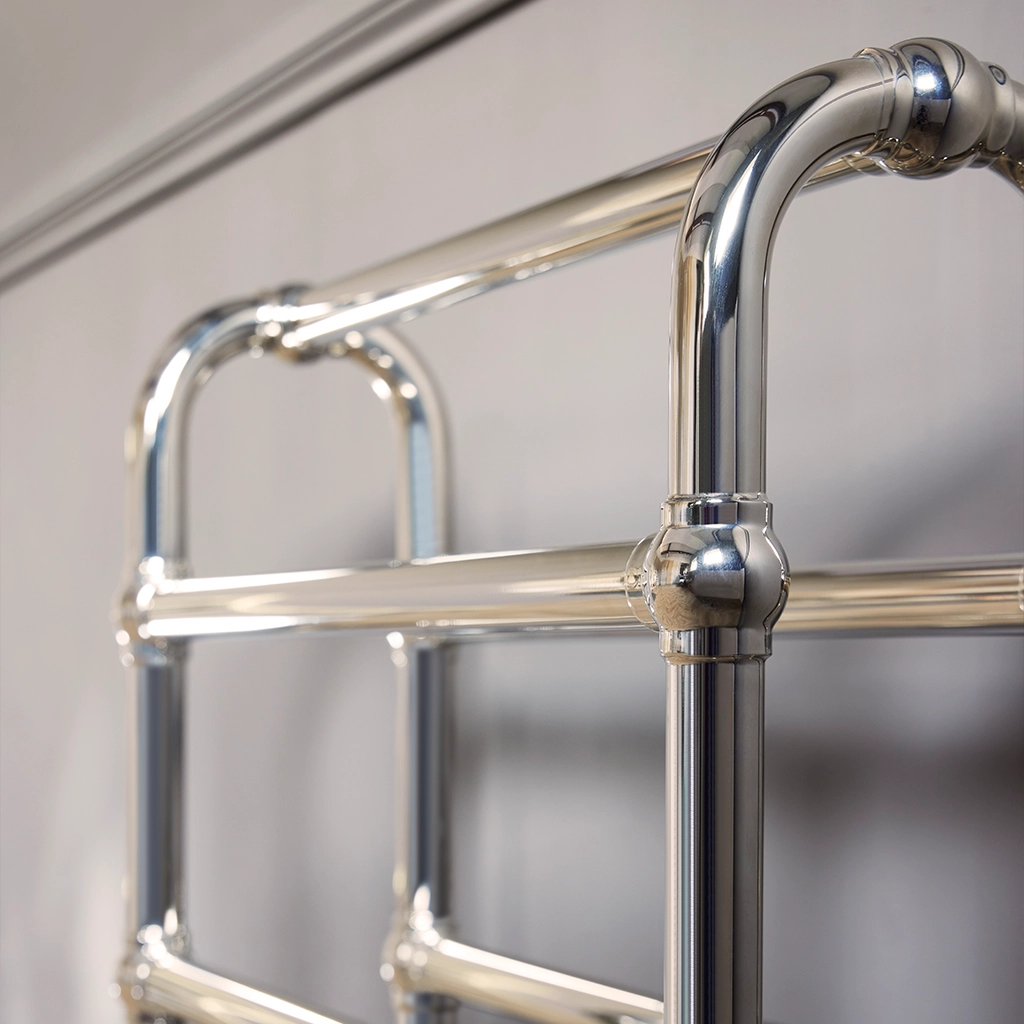 The Original Arched Towel Rails are available in two sizes depending on your requirements and can be finished in either aged brass, aged copper, chrome plate, black nickel – to name a few.