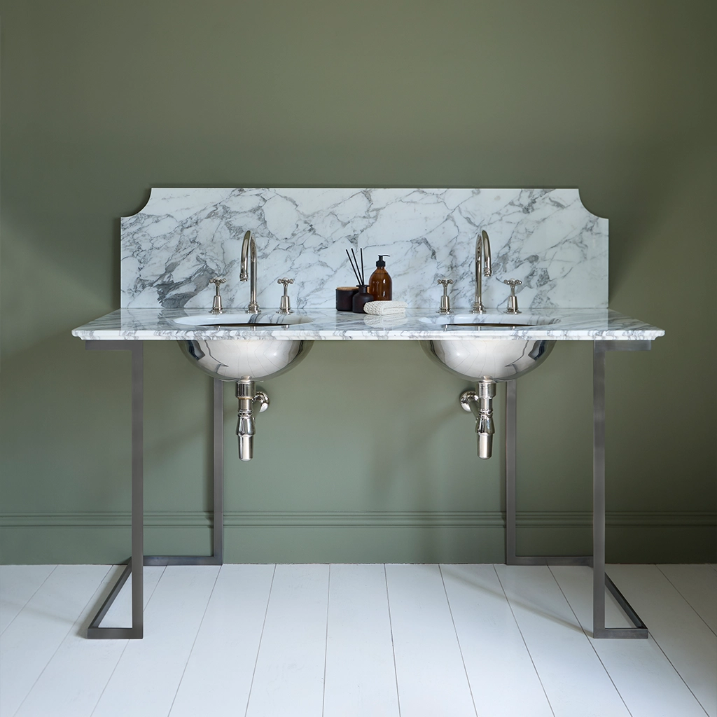 Explore our stunning collection of basins and vanity units. Crafted with elegance & functionality in mind, our basins are perfect for elevating any bathroom.