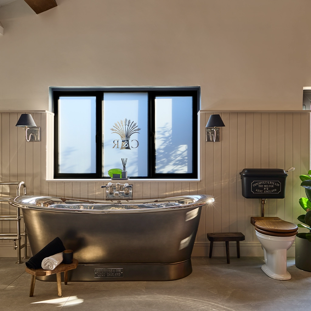 Visit our London and Kent Catchpole & Rye showrooms to experience our exquisite collection of luxury bathroom fixtures in person. Book your appointment today!